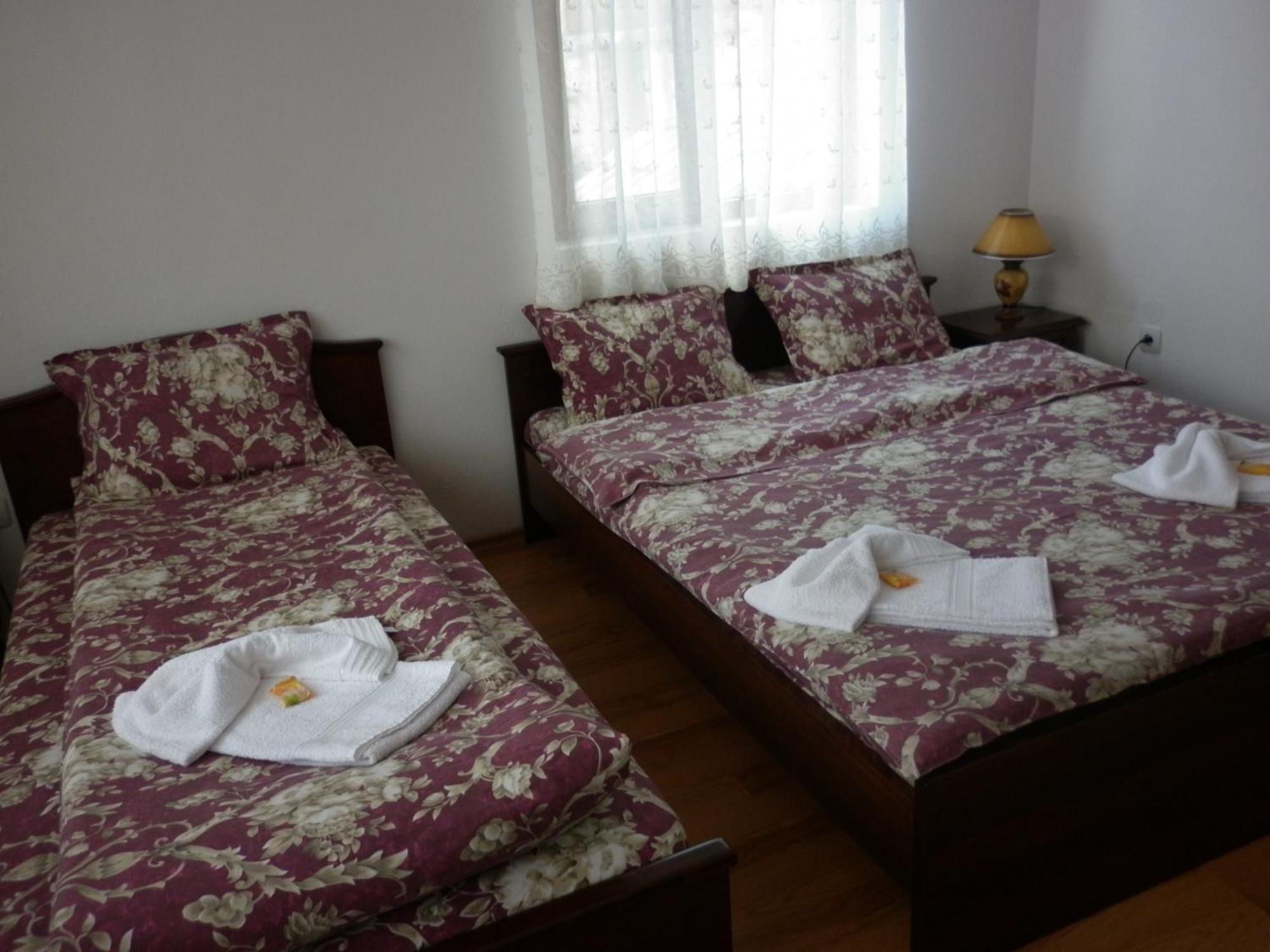 Guest House Mavrudieva Koprivshtitsa Eksteriør billede