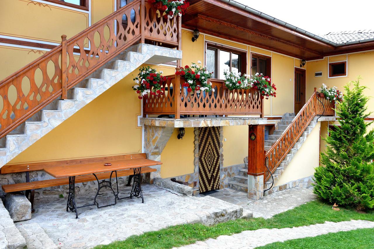 Guest House Mavrudieva Koprivshtitsa Eksteriør billede